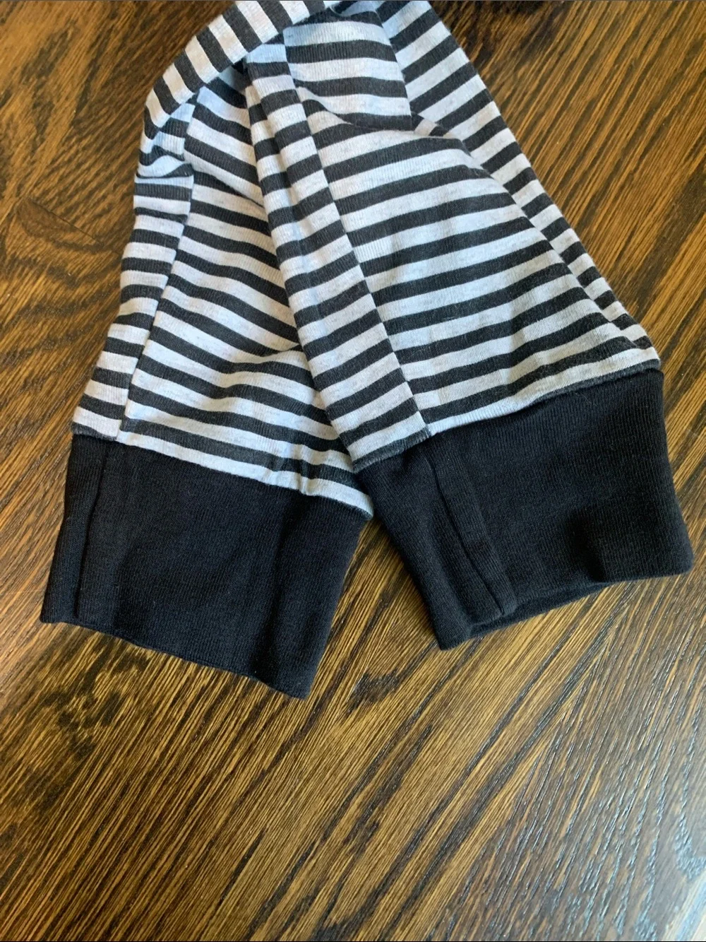 The Children's Place Kids Black & Gray Striped Pajama Set - Size 10